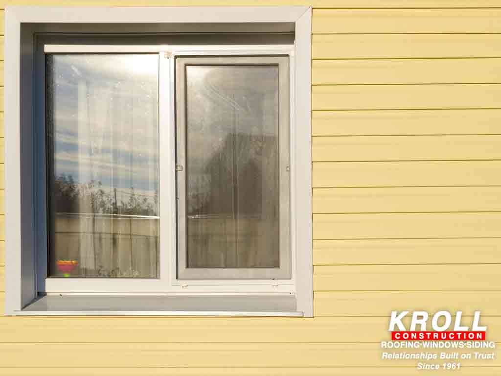 Your Guide to Cleaning Vinyl Windows